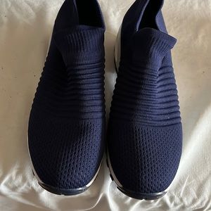 Mountain Warehouse sneakers